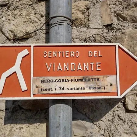 La Casa Del Viandante Lierna