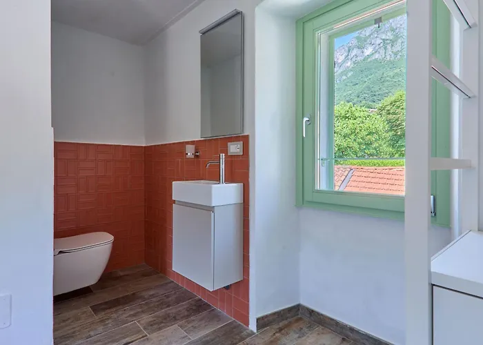 La Casa Del Viandante Lierna